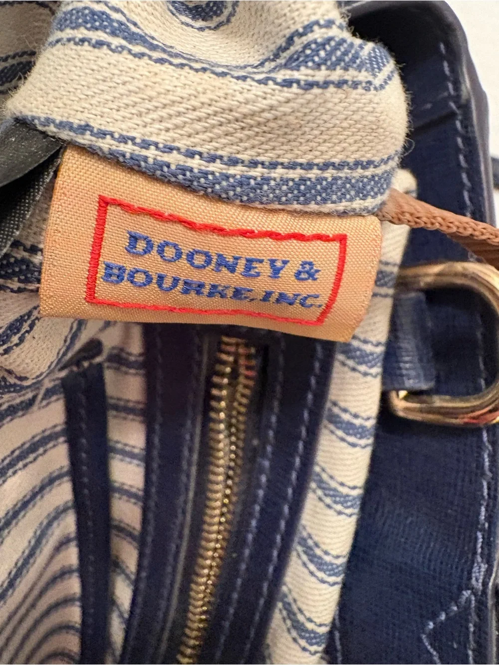 Dooney & Bourke Saffiano Zip Handbag